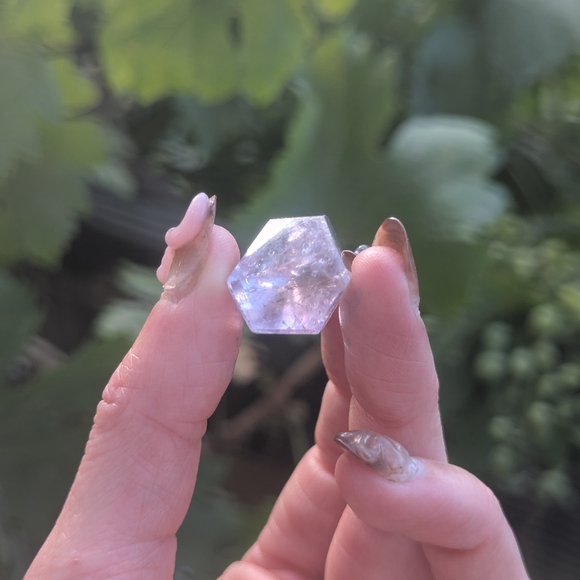 Amethyst Crystal Point - Picture 5 of 8